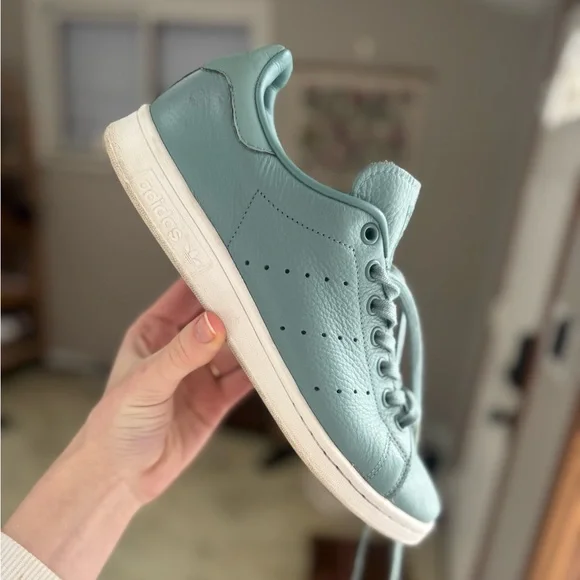 Adidas Teal Sneakers with Black Accents - Picture 6 of 13